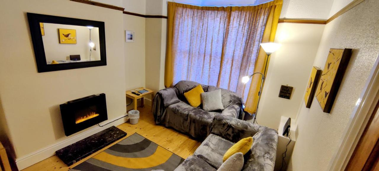 Rhubarb Terrace On The Coast - Sleeps 1-6 Villa Colwyn Bay Luaran gambar