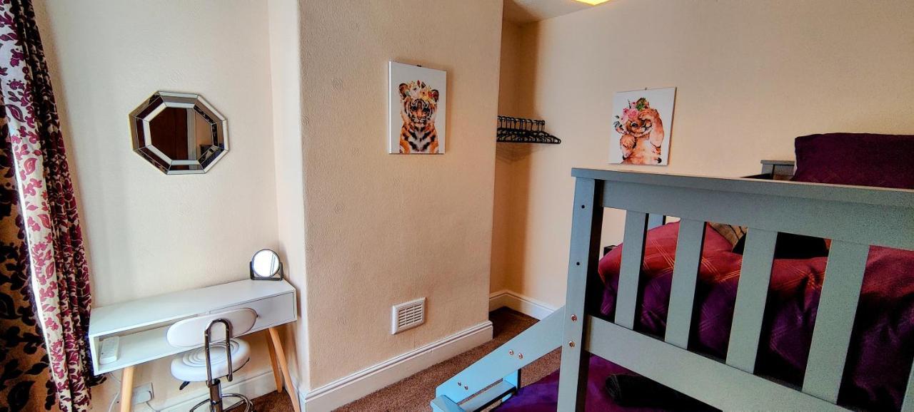 Rhubarb Terrace On The Coast - Sleeps 1-6 Villa Colwyn Bay Luaran gambar
