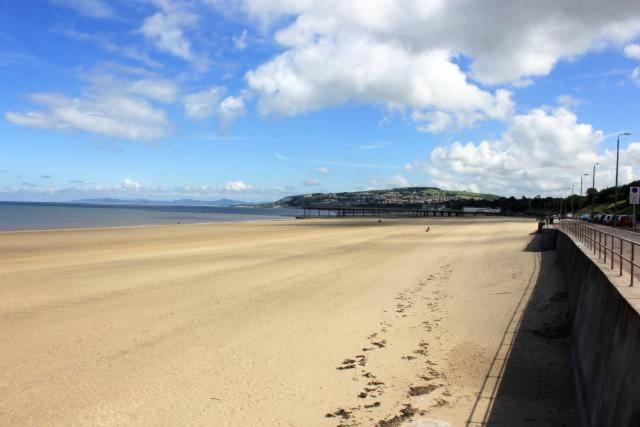 Rhubarb Terrace On The Coast - Sleeps 1-6 Villa Colwyn Bay Luaran gambar